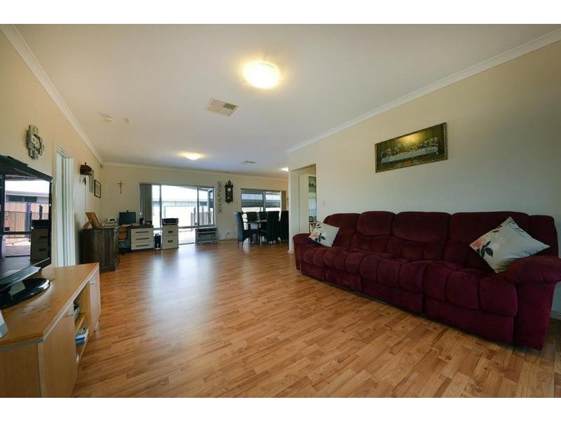 2 Lyssos Way, Tapping WA 6065