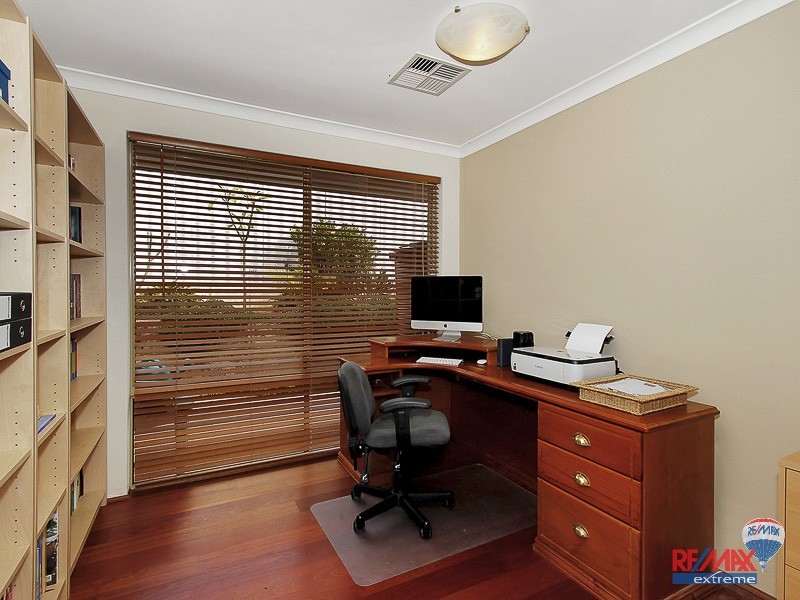 19 Kilmarnock Loop, Kinross WA 6028