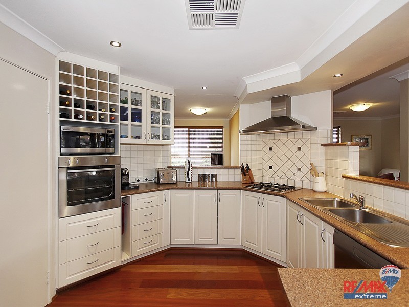 19 Kilmarnock Loop, Kinross WA 6028