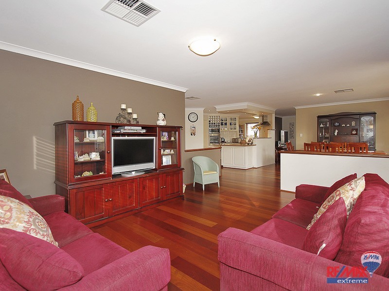 19 Kilmarnock Loop, Kinross WA 6028