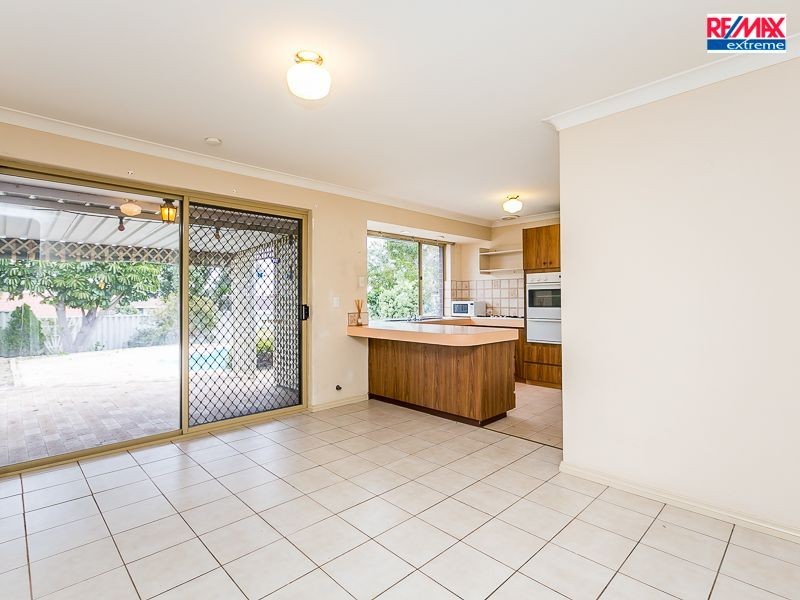 6 De Grey Court, Heathridge WA 6027