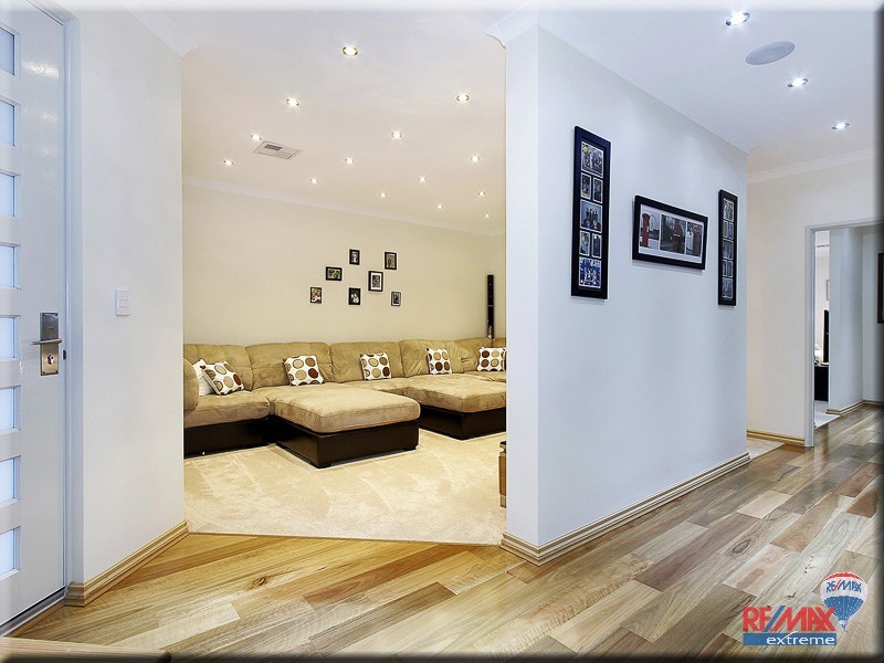 12 Broadford Avenue, Butler WA 6036