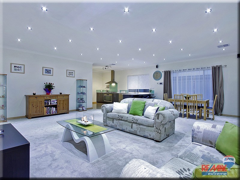 12 Broadford Avenue, Butler WA 6036