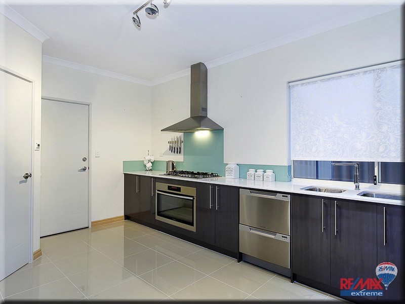 12 Broadford Avenue, Butler WA 6036