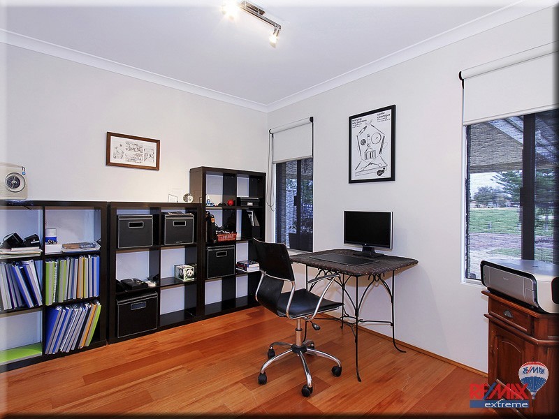 9 Navy Court, Quinns Rocks WA 6030