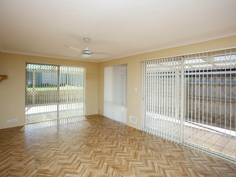 25 Waring Green, Clarkson WA 6030