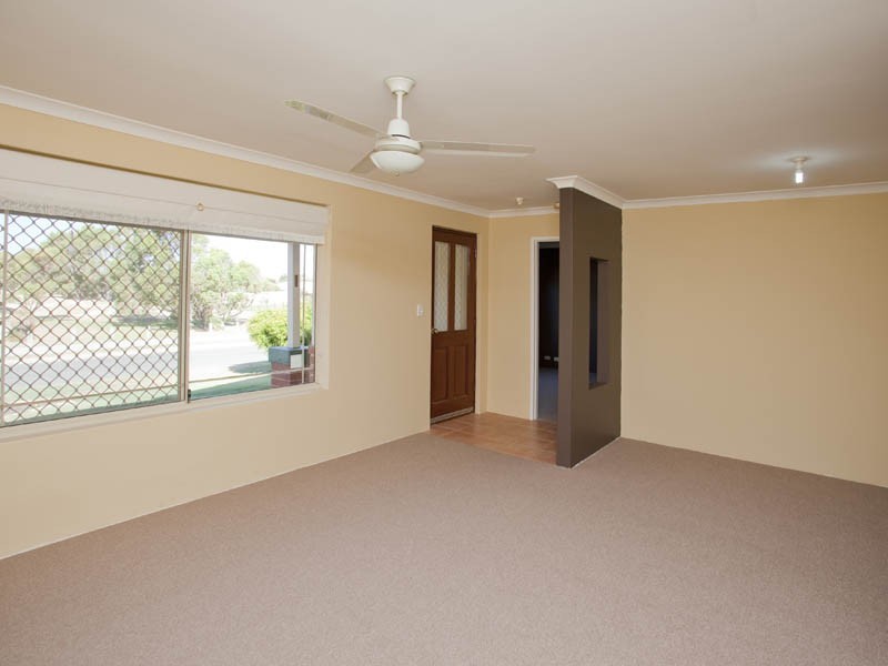 25 Waring Green, Clarkson WA 6030