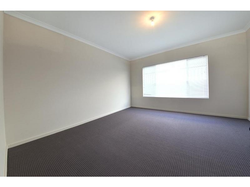 4 Dietes View, Sinagra WA 6065