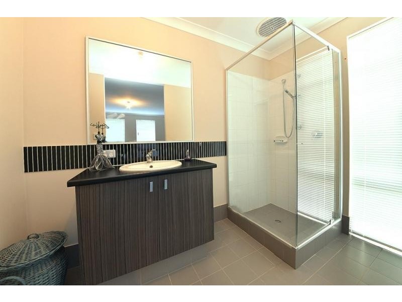 4 Dietes View, Sinagra WA 6065