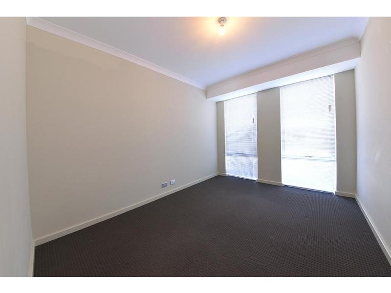 4 Dietes View, Sinagra WA 6065