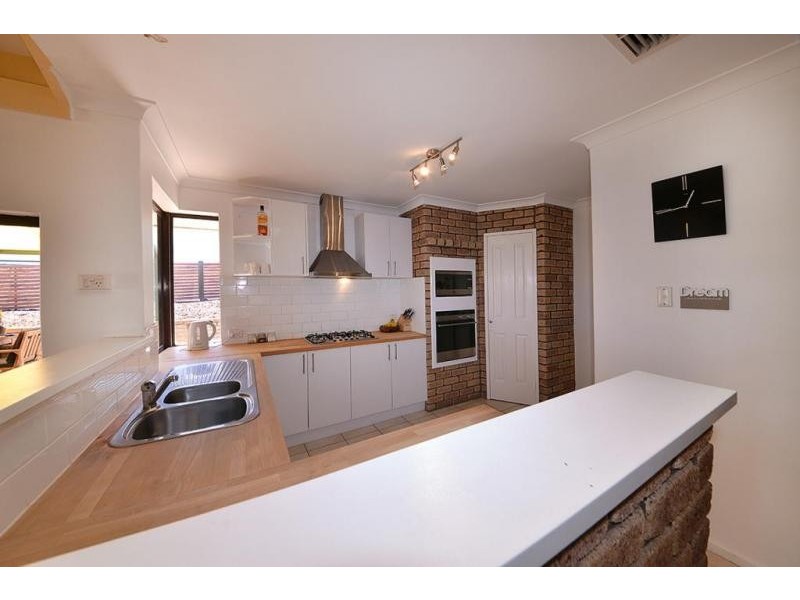 19 Minda Place, Wanneroo WA 6065