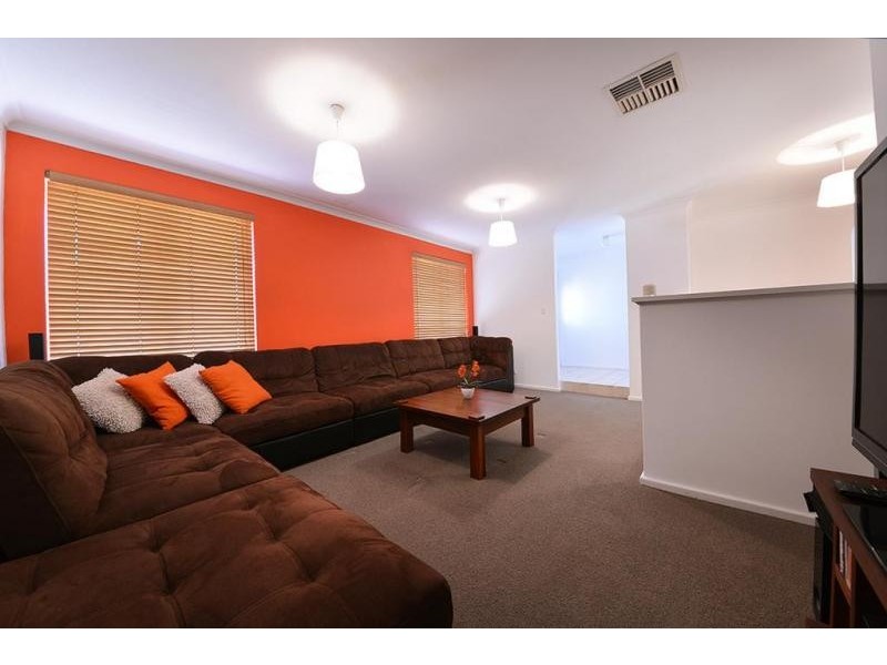 19 Minda Place, Wanneroo WA 6065