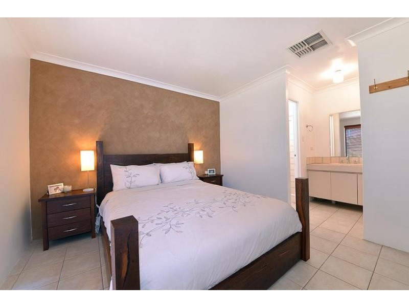 19 Minda Place, Wanneroo WA 6065