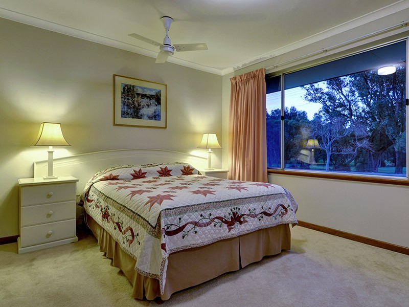 42 Axbridge Street, Karrinyup WA 6018