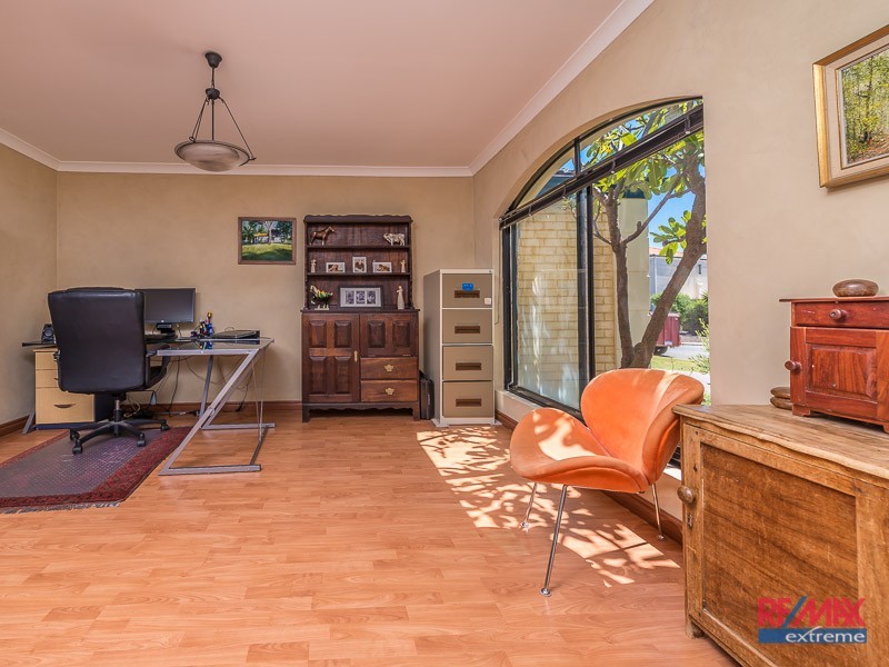 7 Marin Parade, Mindarie WA 6030