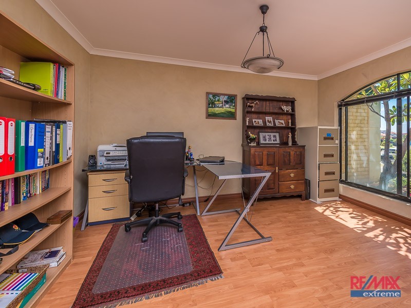 7 Marin Parade, Mindarie WA 6030