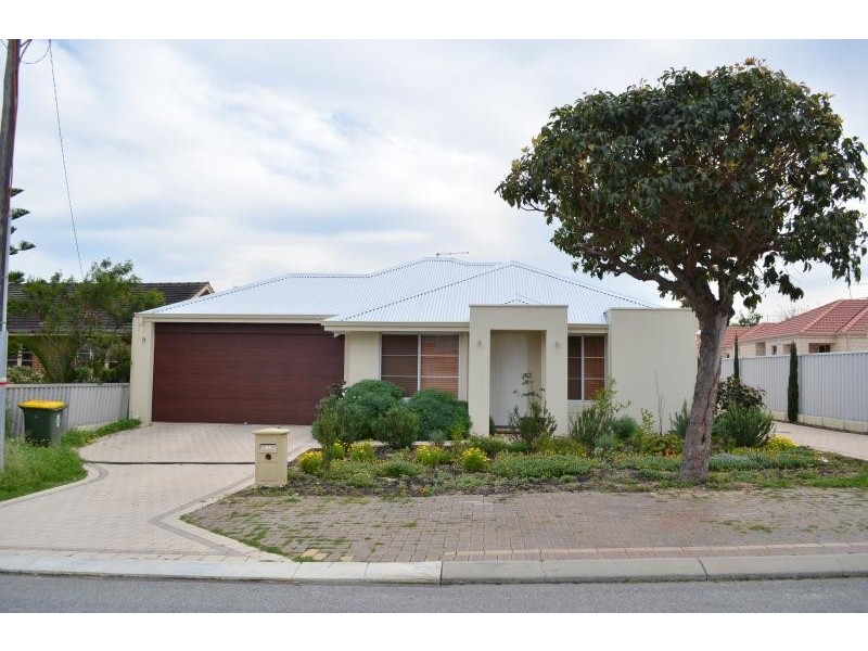 13A Myimbar Way, Nollamara WA 6061