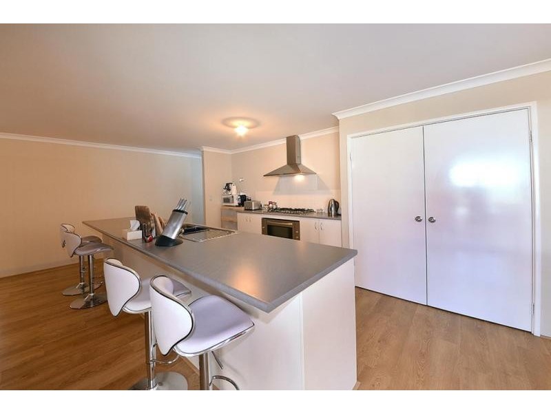 9 Dietes View, Sinagra WA 6065