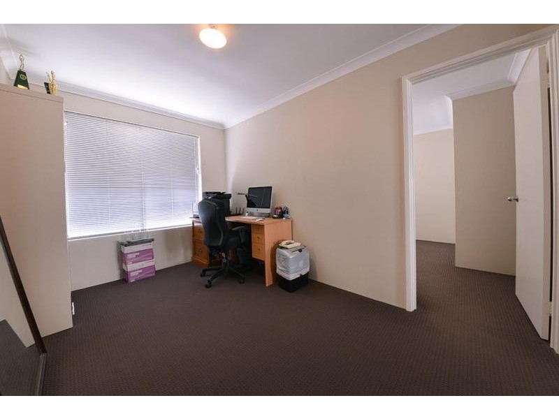 9 Dietes View, Sinagra WA 6065