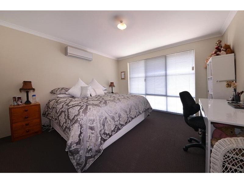 9 Dietes View, Sinagra WA 6065