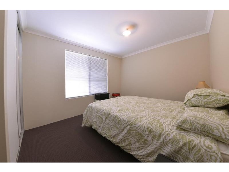 9 Dietes View, Sinagra WA 6065