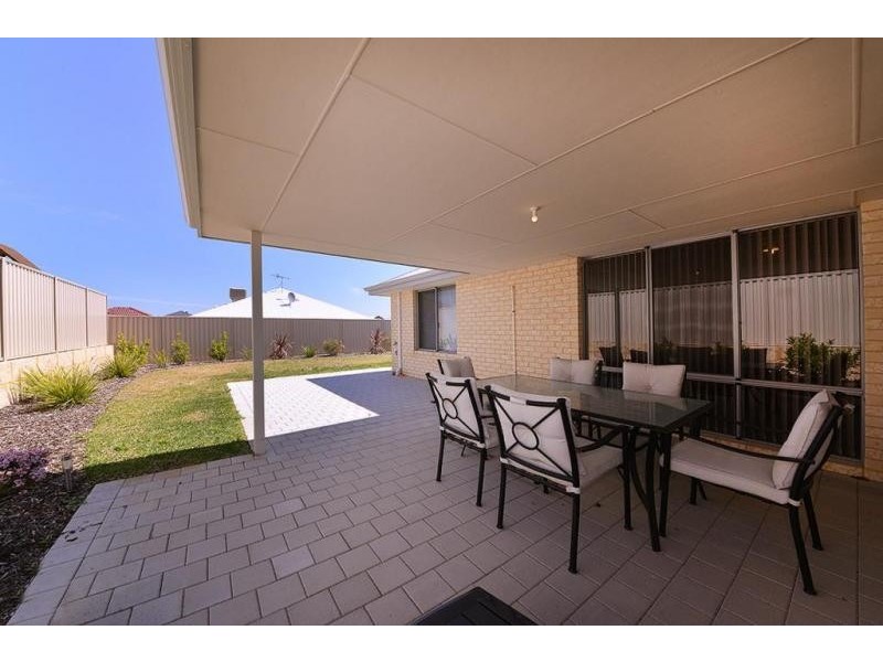 9 Dietes View, Sinagra WA 6065