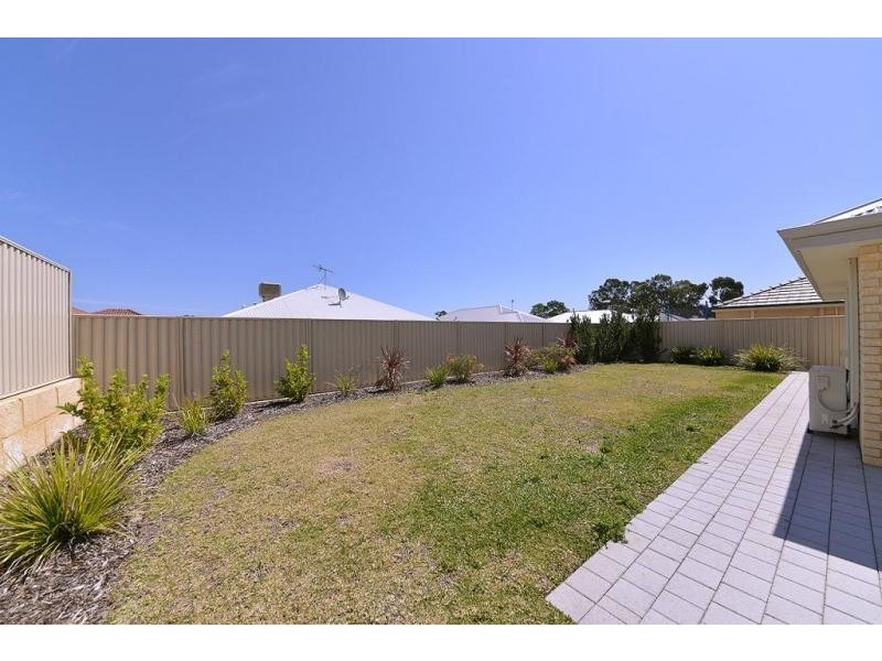 9 Dietes View, Sinagra WA 6065