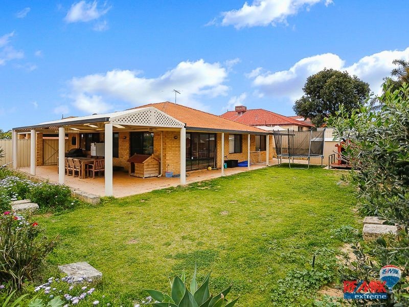 23 Kilmarnock Loop, Kinross WA 6028