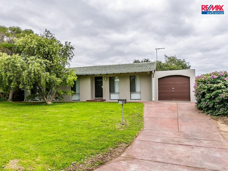 15 Siren Road, Heathridge WA 6027