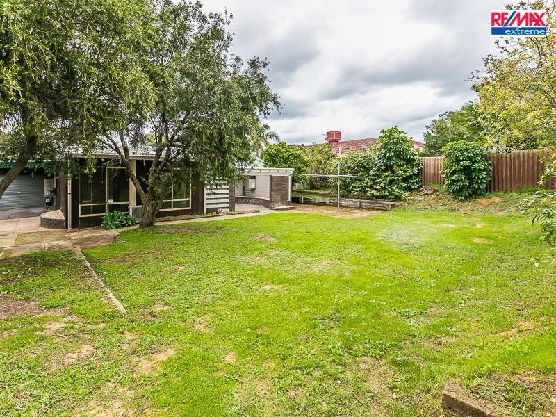 15 Siren Road, Heathridge WA 6027