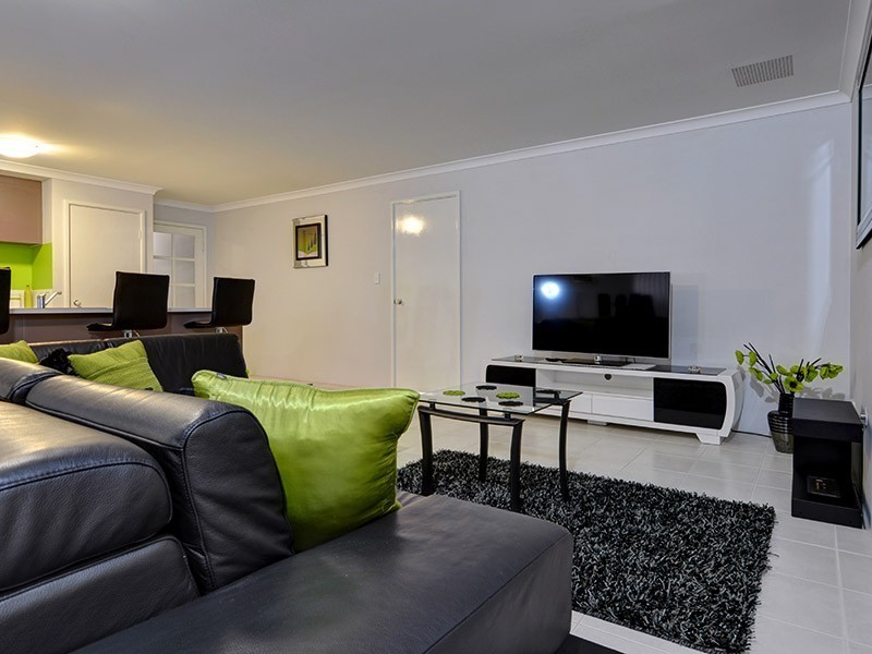 37 Watkins Loop, Tapping WA 6065