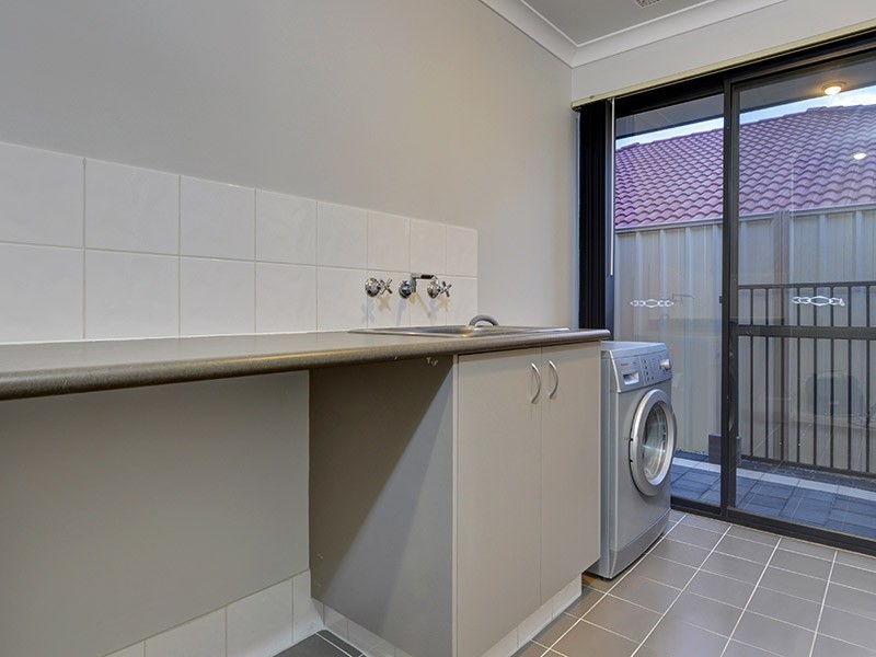 37 Watkins Loop, Tapping WA 6065