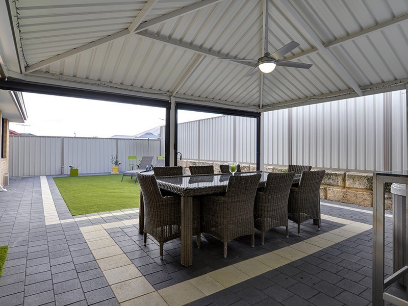 37 Watkins Loop, Tapping WA 6065