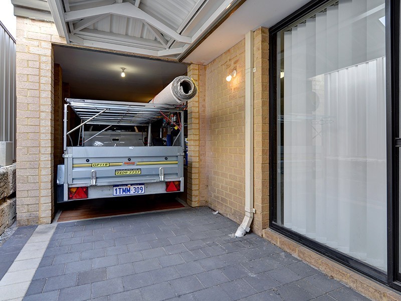 37 Watkins Loop, Tapping WA 6065