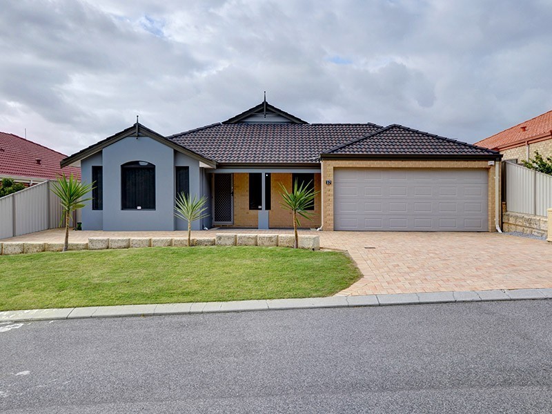 37 Watkins Loop, Tapping WA 6065