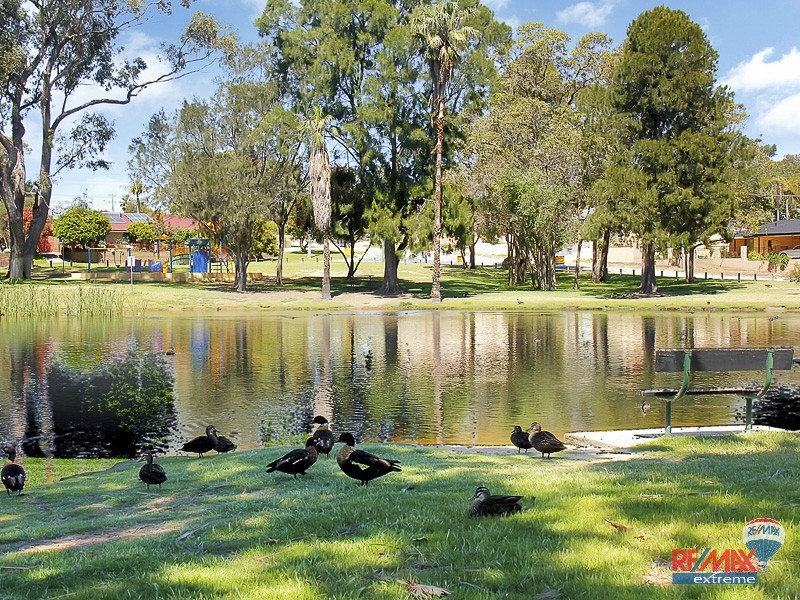 36 Beenong Street, Wanneroo WA 6065