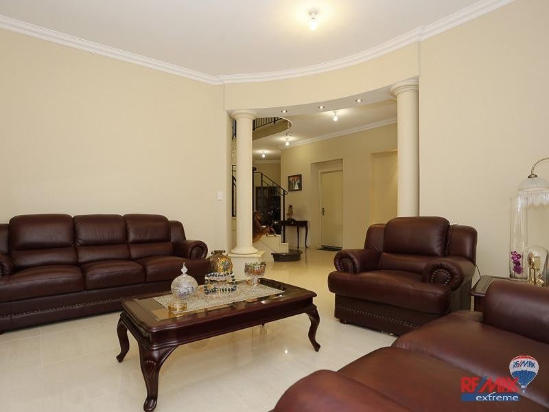 4 Fourmile Ave, Burns Beach WA 6028
