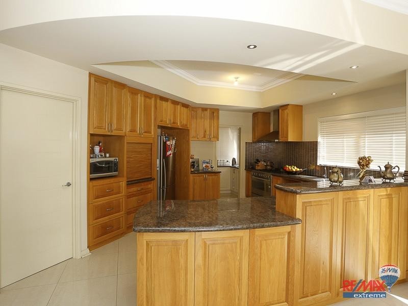 4 Fourmile Ave, Burns Beach WA 6028