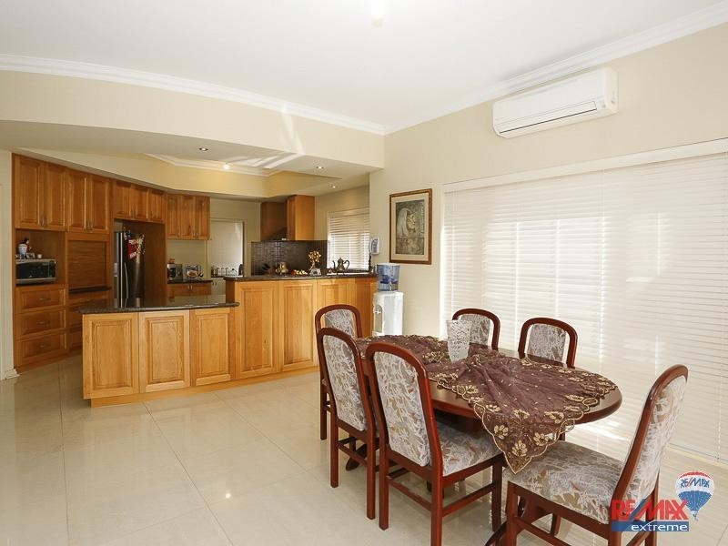 4 Fourmile Ave, Burns Beach WA 6028