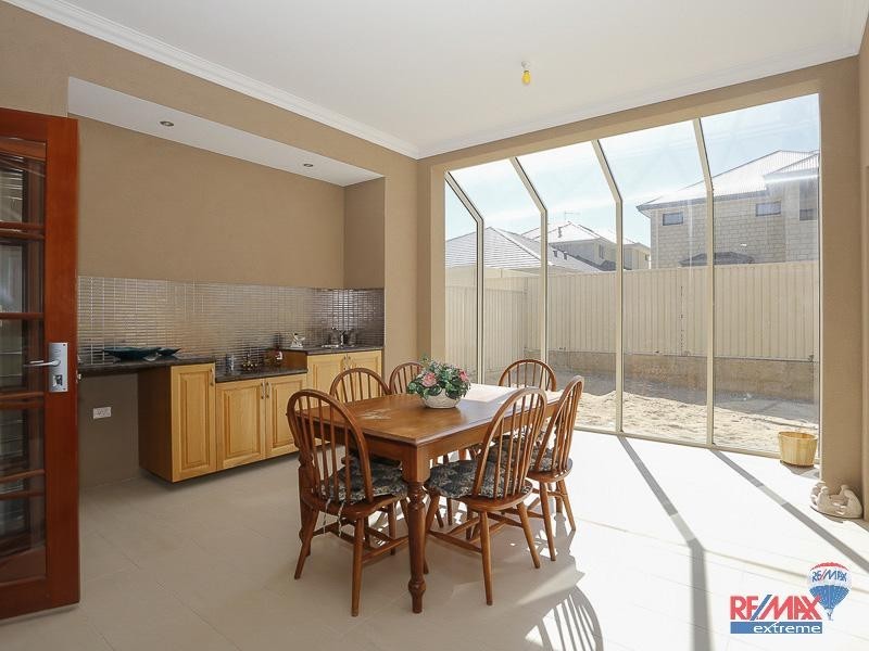4 Fourmile Ave, Burns Beach WA 6028