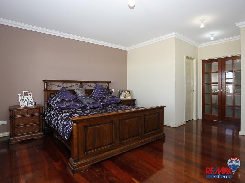4 Fourmile Ave, Burns Beach WA 6028