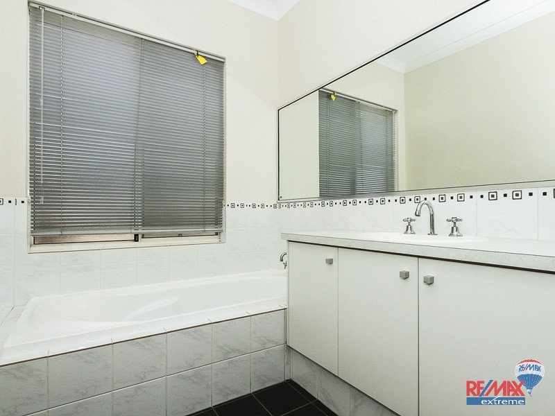 81 Beachside Parade, Yanchep WA 6035