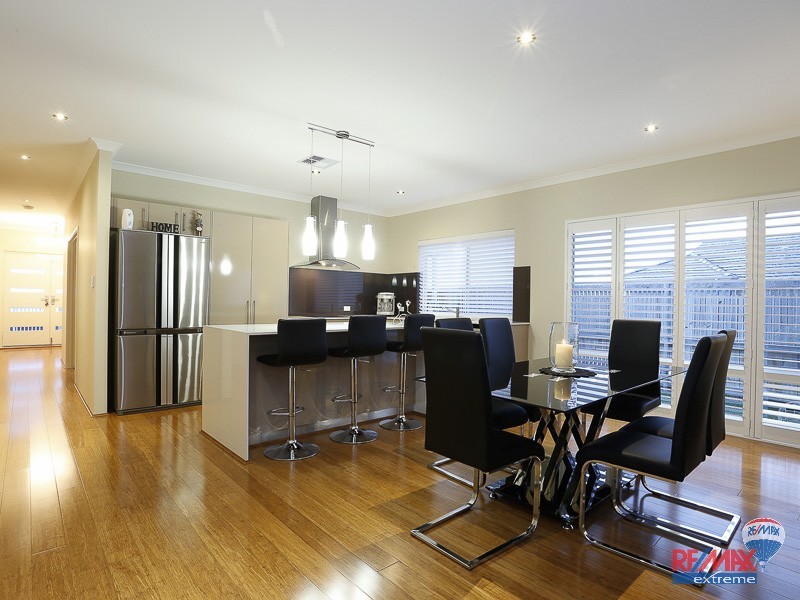 20 Tinsel Street, Yanchep WA 6035