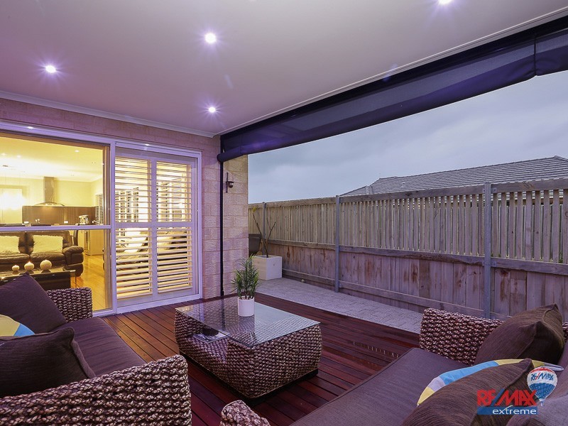 20 Tinsel Street, Yanchep WA 6035