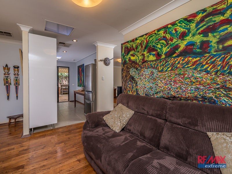 21 Allinson Drive, Girrawheen WA 6064