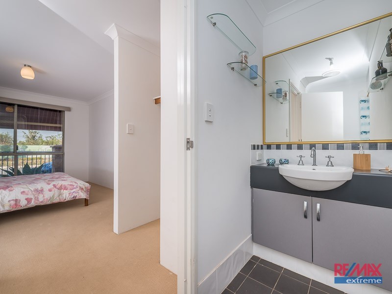 44 Ghost Gum Boulevard, Banksia Grove WA 6031