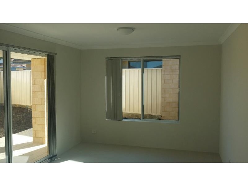 6/16 Chipping, Butler WA 6036