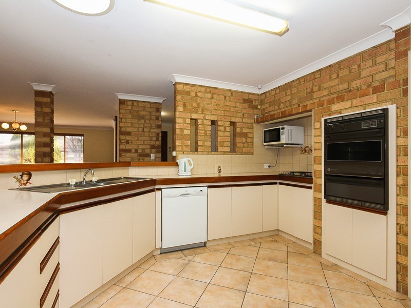 38 Moldavia Street, Tuart Hill WA 6060