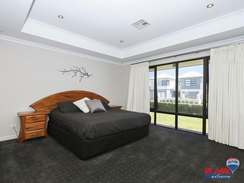 13 Tyringa Crescent, Burns Beach WA 6028