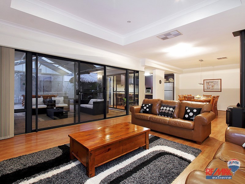 3 Agnes Way, Quinns Rocks WA 6030